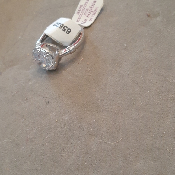 Lia Sophia Ring - Picture 2 of 3